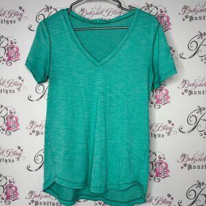 Lululemon tshirt blue green striped stretchy open hanging hangable top